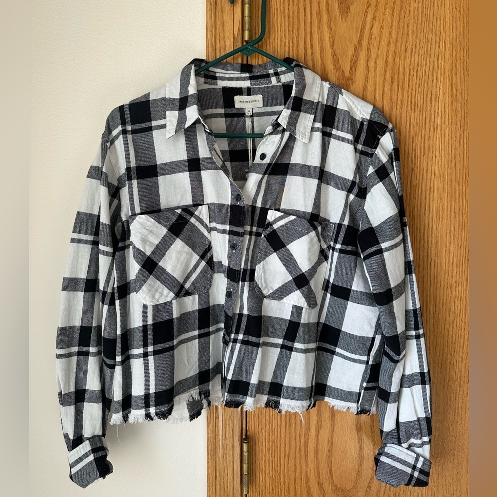 Women’s Cropped Button Down Shirt